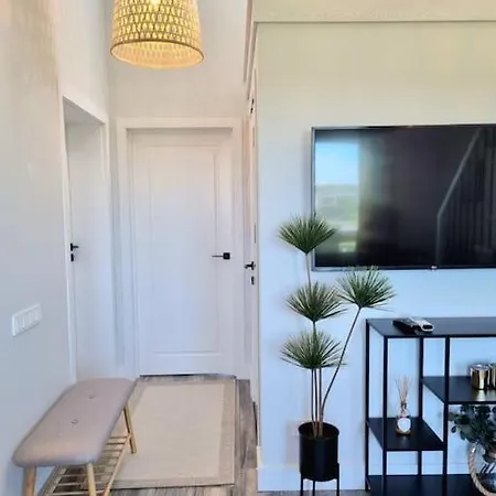 Apartamentai Bravo 400 M. Iki Juros Apartment *